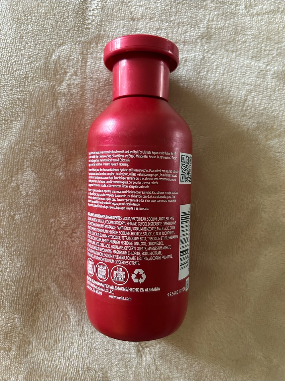 Wella Ultimate Repair Shampoo 250 ml/8.4 fl oz - Picture 2 of 5